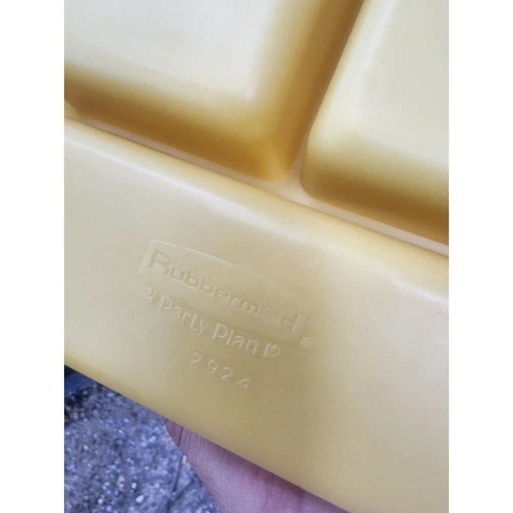 Vintage Set Of 2 Rubbermaid Party Plan Utensil Cutlery Drawer Organizer Gold